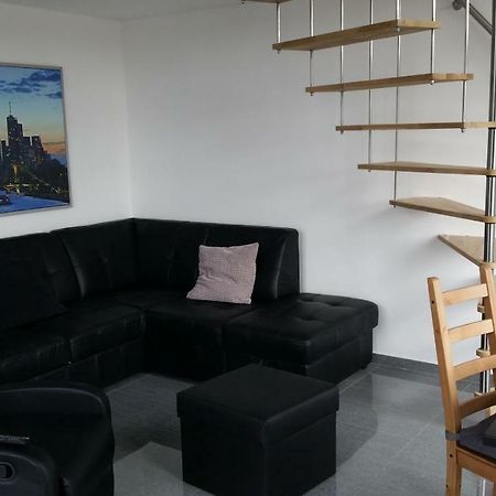 Apartment Near Frankfurt, Fantastic View! Usingen エクステリア 写真