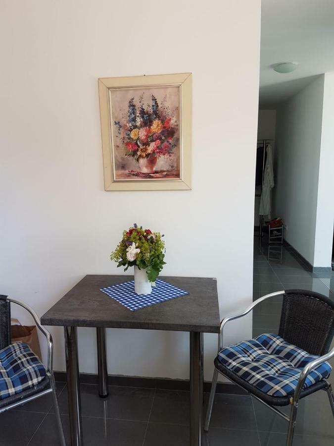 Apartment Near Frankfurt, Fantastic View! Usingen エクステリア 写真